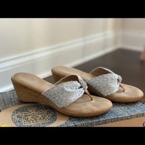 Italian Shoemakers Womens Cayman Wedge Sandals